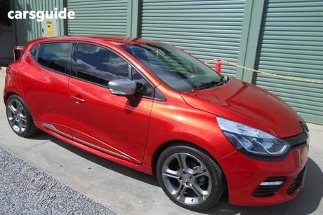 Red 2016 Renault Clio Hatchback Gt