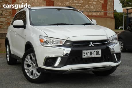 White 2018 Mitsubishi ASX SUV