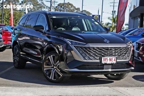 Black 2025 MG Qs Wagon Essence Awd