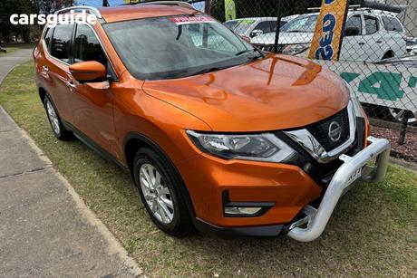 Gold 2017 Nissan X-Trail Wagon St-L 7 Seat (2Wd)