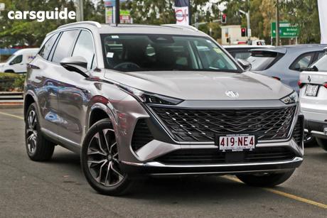 Silver 2025 MG Qs Wagon Essence