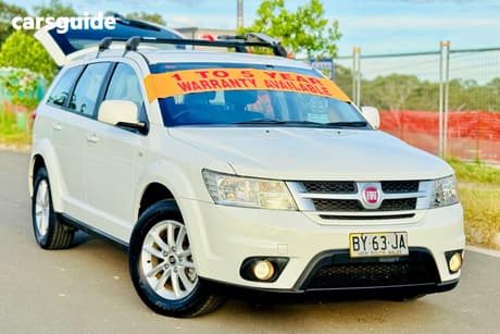 White 2013 Fiat Freemont Wagon