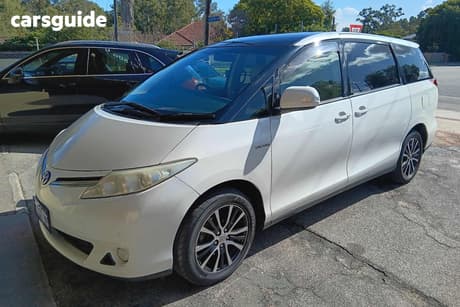 White 2013 Toyota Tarago Wagon Ultima V6