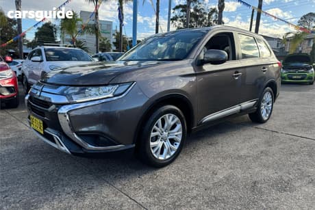 Brown 2019 Mitsubishi Outlander Wagon Es 7 Seat (2Wd)