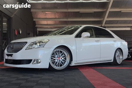 White 2009 Toyota Crown Sedan MAJESTA A TYPE 4DR SEDAN 8SP AUTO 4.6L