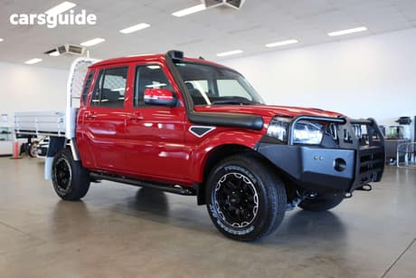 Red 2022 Mahindra PIK-UP Dual Cab Chassis S11 4X4