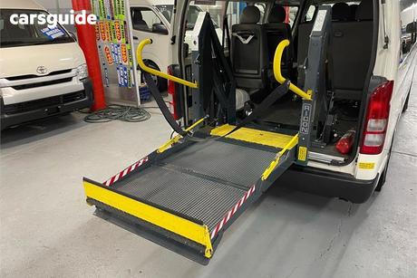 White 2017 Toyota HiAce Bus Commuter