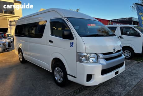White 2015 Toyota HiAce Bus Commuter