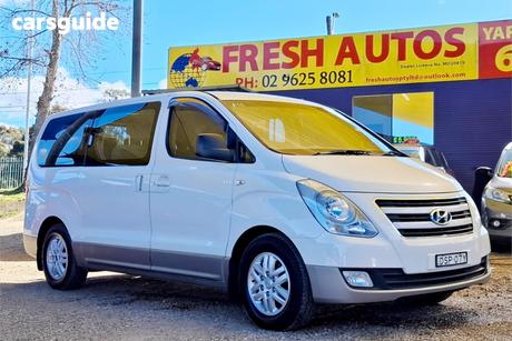 White 2018 Hyundai Imax Wagon