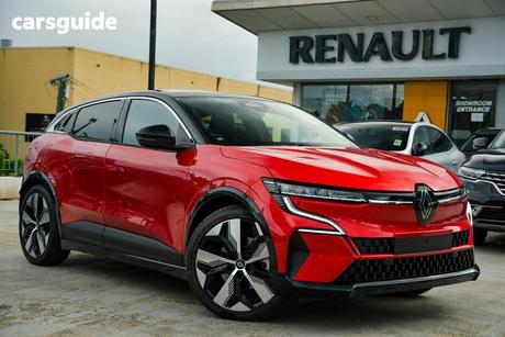 Black 2024 Renault Megane E-Tech Wagon Techno Ev60