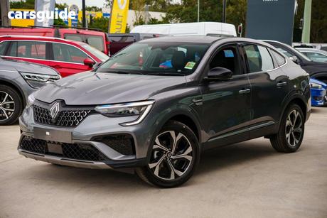 Grey 2025 Renault Arkana Coupe Techno