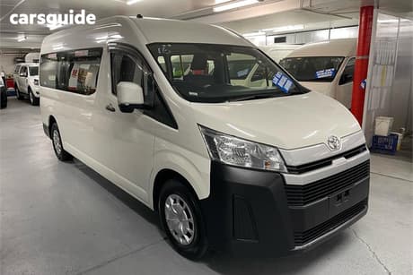White 2019 Toyota HiAce Bus Commuter (12 Seats)