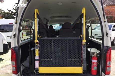 White 2016 Toyota HiAce Bus Commuter