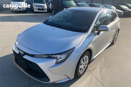 Silver 2019 Toyota Corolla SUV TOURING HYBRID