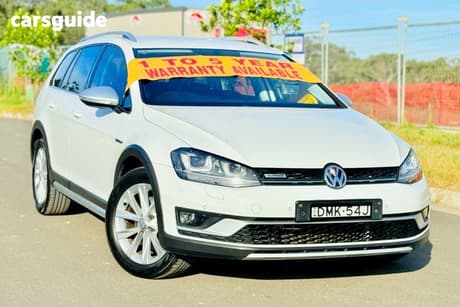 White 2017 Volkswagen Golf Wagon Alltrack 132 Tsi