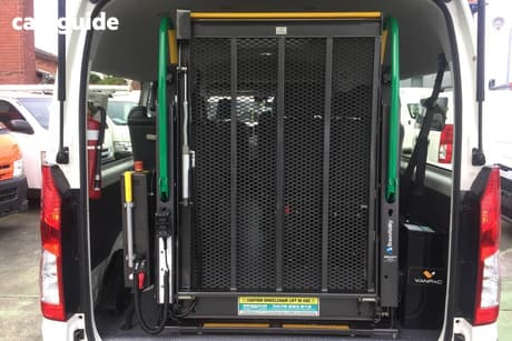 White 2020 Toyota HiAce Bus Commuter (12 Seats)