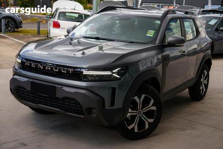 Grey 2025 Renault Duster Wagon Evolution Mhev (4X4)