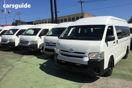 White 2014 Toyota HiAce Bus Commuter