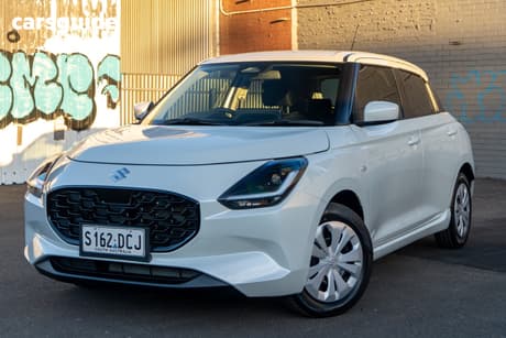 White 2024 Suzuki Swift Hatchback Hybrid Plus