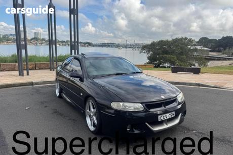 Black 2000 HSV Clubsport Sedan R8 R
