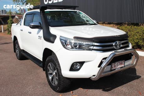White 2017 Toyota Hilux Dual Cab Utility Sr5 (4X4)