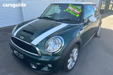 Green 2013 Mini Cooper Hatch COOPER S GREEN PARK F