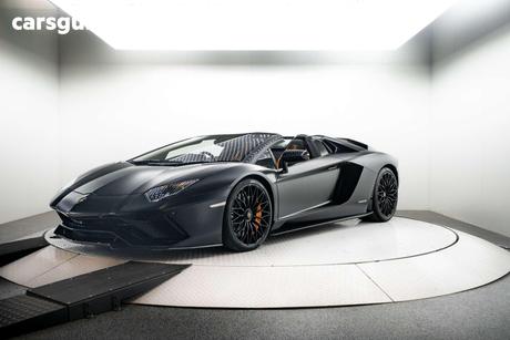 Black 2018 Lamborghini Aventador Roadster S
