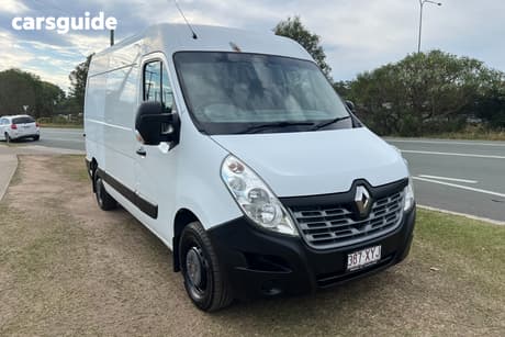 White 2018 Renault Master Commercial
