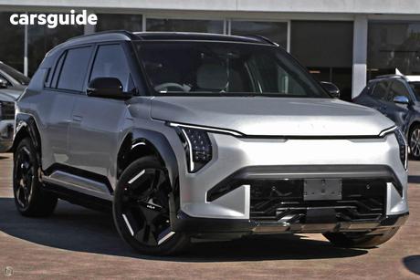 Silver 2025 Kia Ev3 Wagon Gt-Line 2Wd Lr