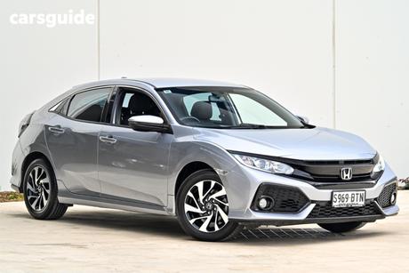 Silver 2017 Honda Civic Hatchback Vti-S