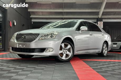 Silver 2009 Toyota Crown Sedan MAJESTA V8 G TYPE AUTO SEDAN 4.6I