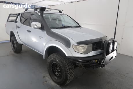 Silver 2010 Mitsubishi Triton Double Cab Utility Glx-R (4X4)