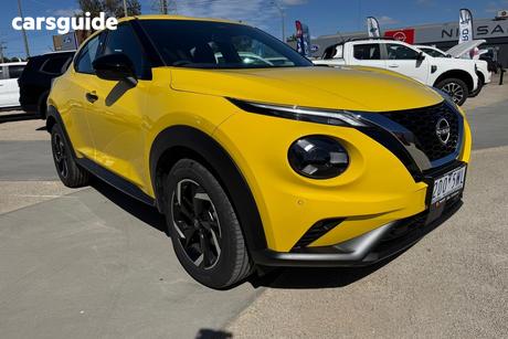 Yellow 2024 Nissan Juke Hatchback St+