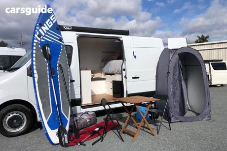 White 2018 Renault Master Van Mwb Mid