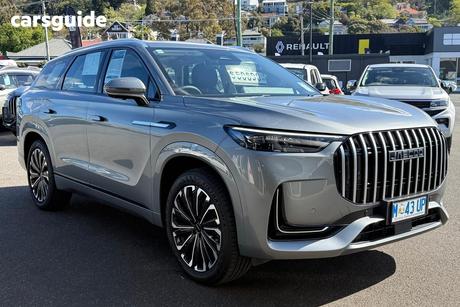 Silver 2025 Jaecoo J8 Wagon Track