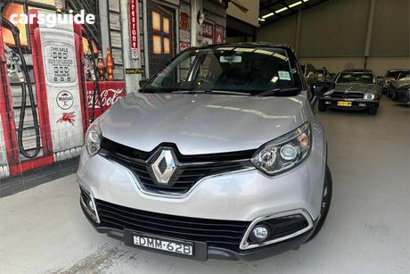Grey 2017 Renault Captur Wagon Expression