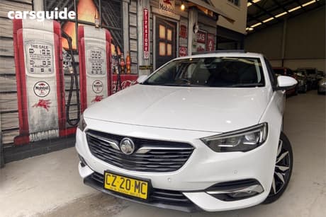 White 2018 Holden Calais Liftback V