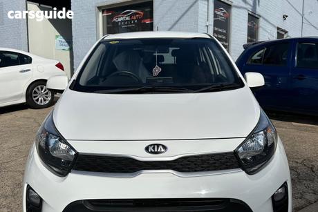 White 2018 Kia Picanto Hatchback S (Aeb)