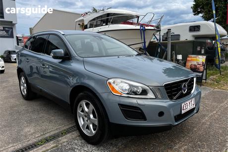 Blue 2011 Volvo XC60 Wagon D5