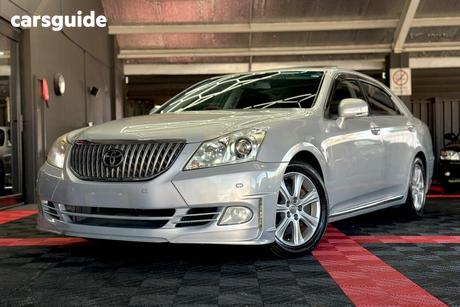 Silver 2010 Toyota Crown Sedan MAJESTA G TYPE 4DR SEDAN 8SP AUTO 4.6I