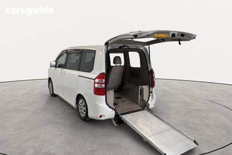 White 2013 Toyota Noah Commercial WELCAB 4WD