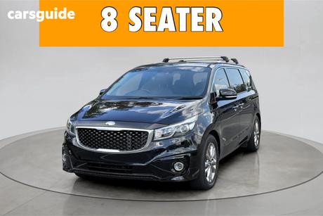Black 2015 Kia Carnival Wagon Platinum