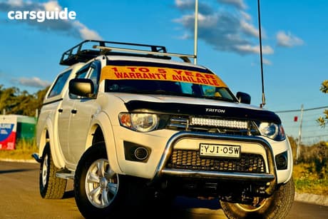 White 2014 Mitsubishi Triton Double Cab Utility Glx (4X4)