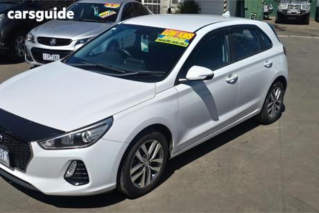 White 2017 Hyundai I30 Hatchback Active
