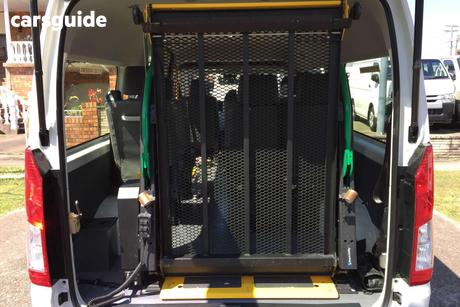 White 2021 Toyota HiAce Bus Slwb Commuter (12 Seats)