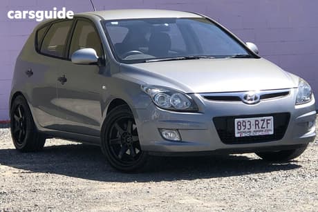 Silver 2011 Hyundai I30 Hatchback Sx 1.6 Crdi