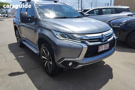Grey 2016 Mitsubishi Pajero Sport Wagon Exceed (4X4) 7 Seat