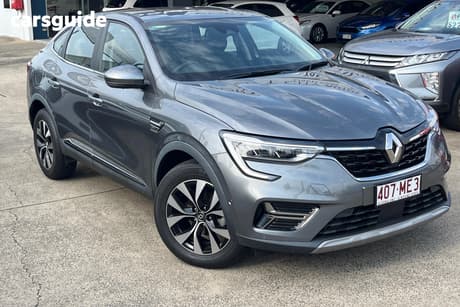 Grey 2023 Renault Arkana Coupe Zen