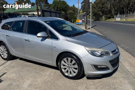 Silver 2013 Opel Astra Hatchback 1.6 Select