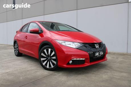 Red 2015 Honda Civic Hatchback Vti-Ln